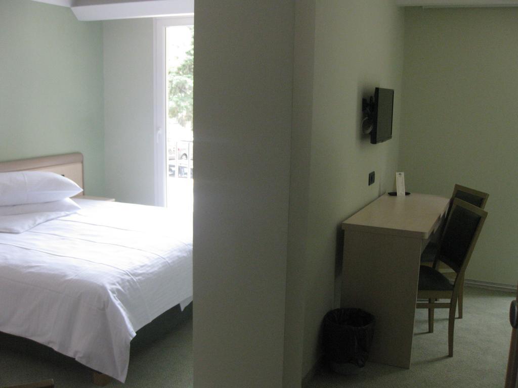 Hotel Kimen - Annex Cres Chambre photo